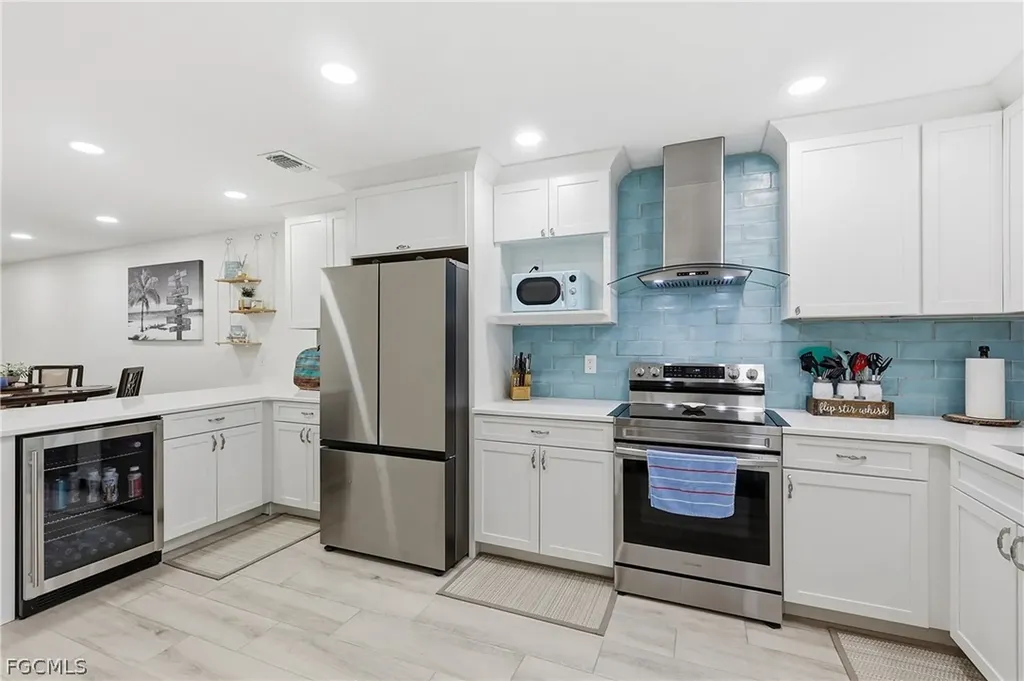 1220 SE 40th Street Cape Coral FL 33904