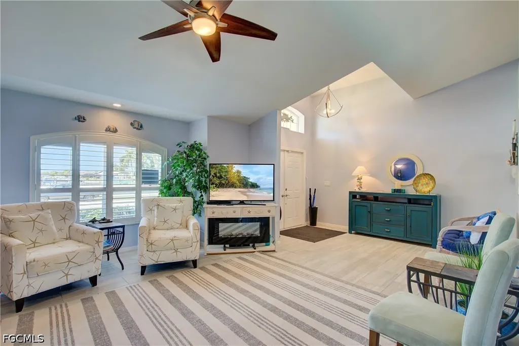 4337 SW 21st Place Cape Coral FL 33914