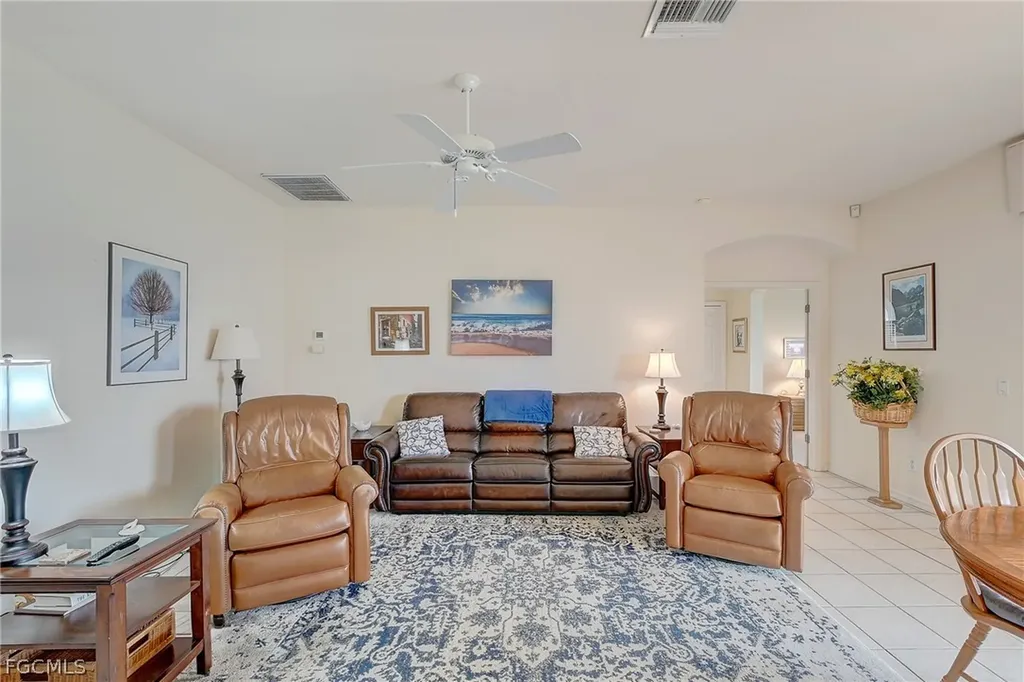 1813 Emerald Cove Drive Cape Coral FL 33991