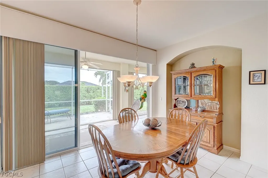 1813 Emerald Cove Drive Cape Coral FL 33991