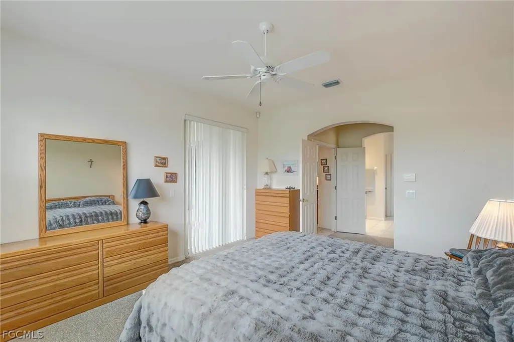 1813 Emerald Cove Drive Cape Coral FL 33991