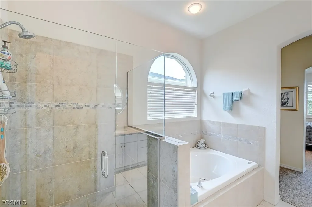 1813 Emerald Cove Drive Cape Coral FL 33991