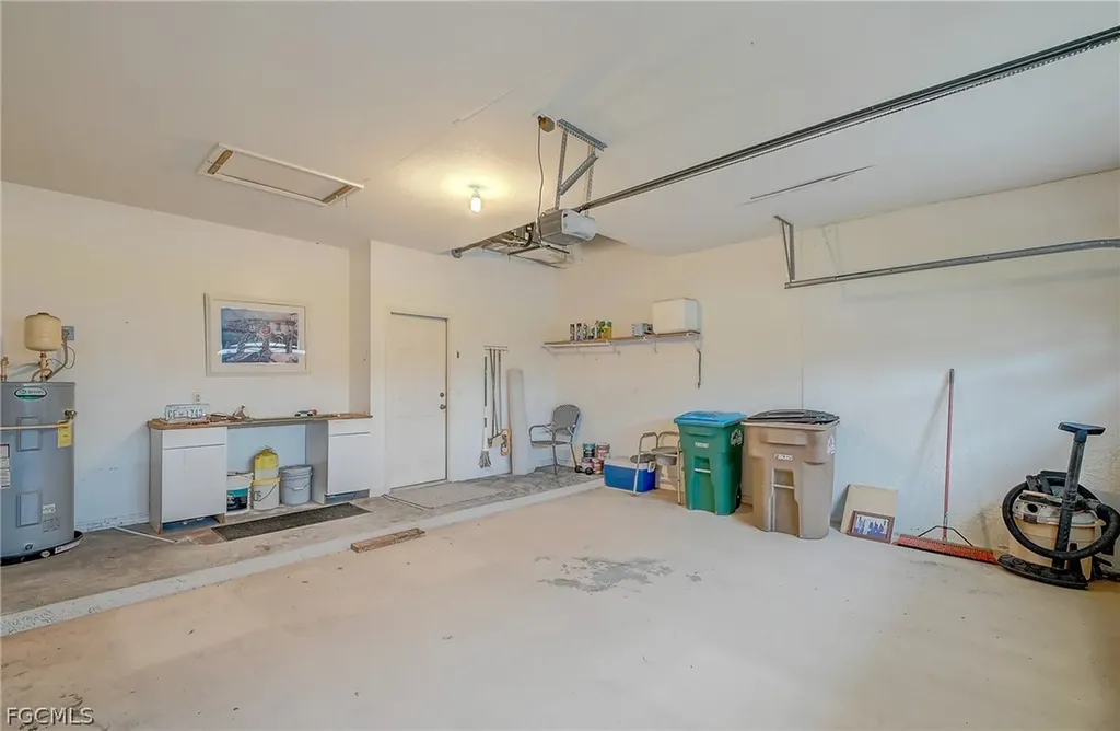 1813 Emerald Cove Drive Cape Coral FL 33991
