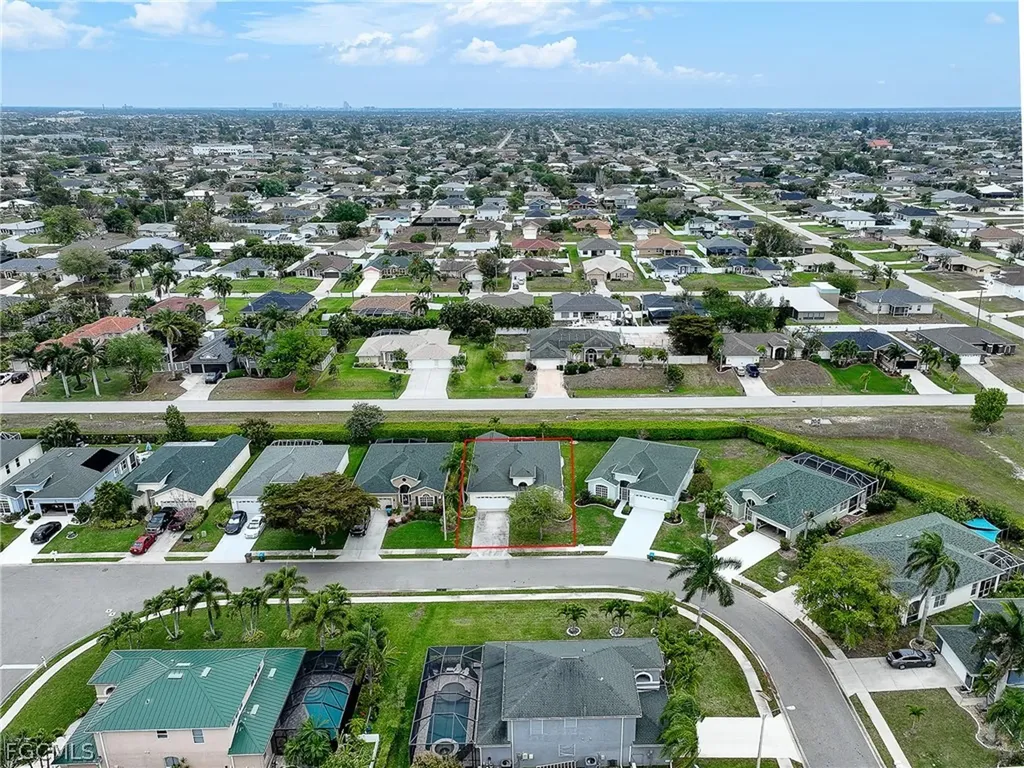 1813 Emerald Cove Drive Cape Coral FL 33991