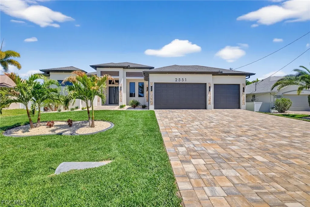2551 SW 26th Place Cape Coral FL 33914