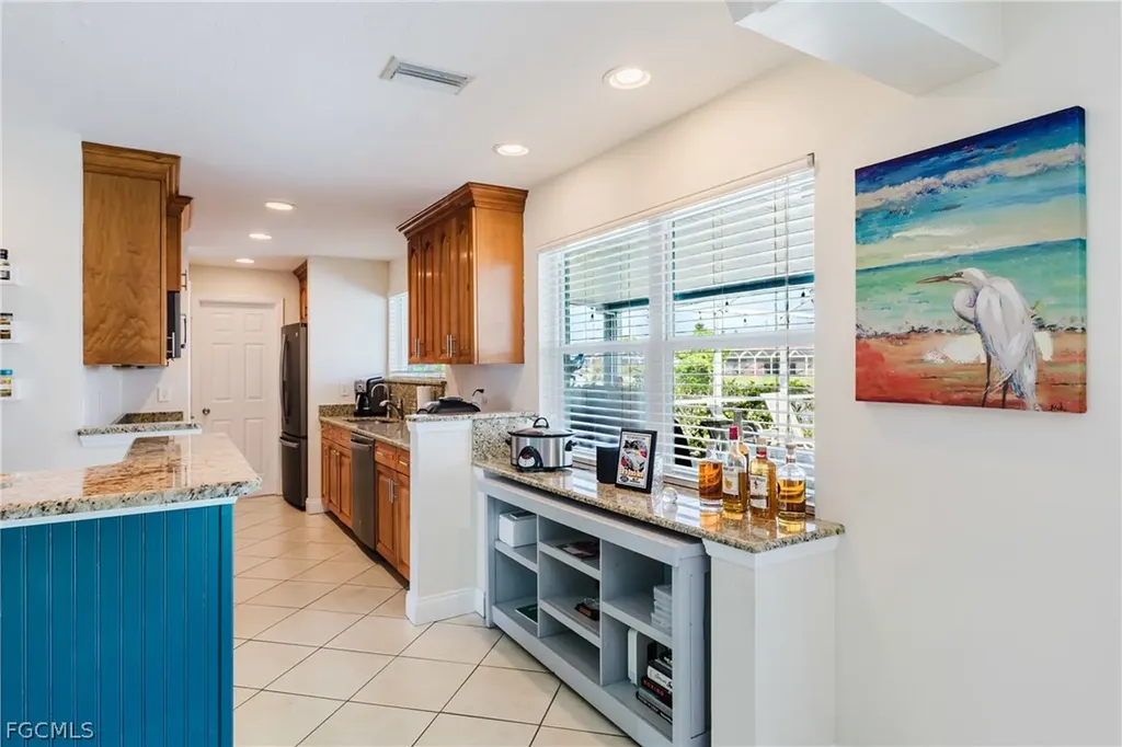 2213 NE 4th Street Cape Coral FL 33909