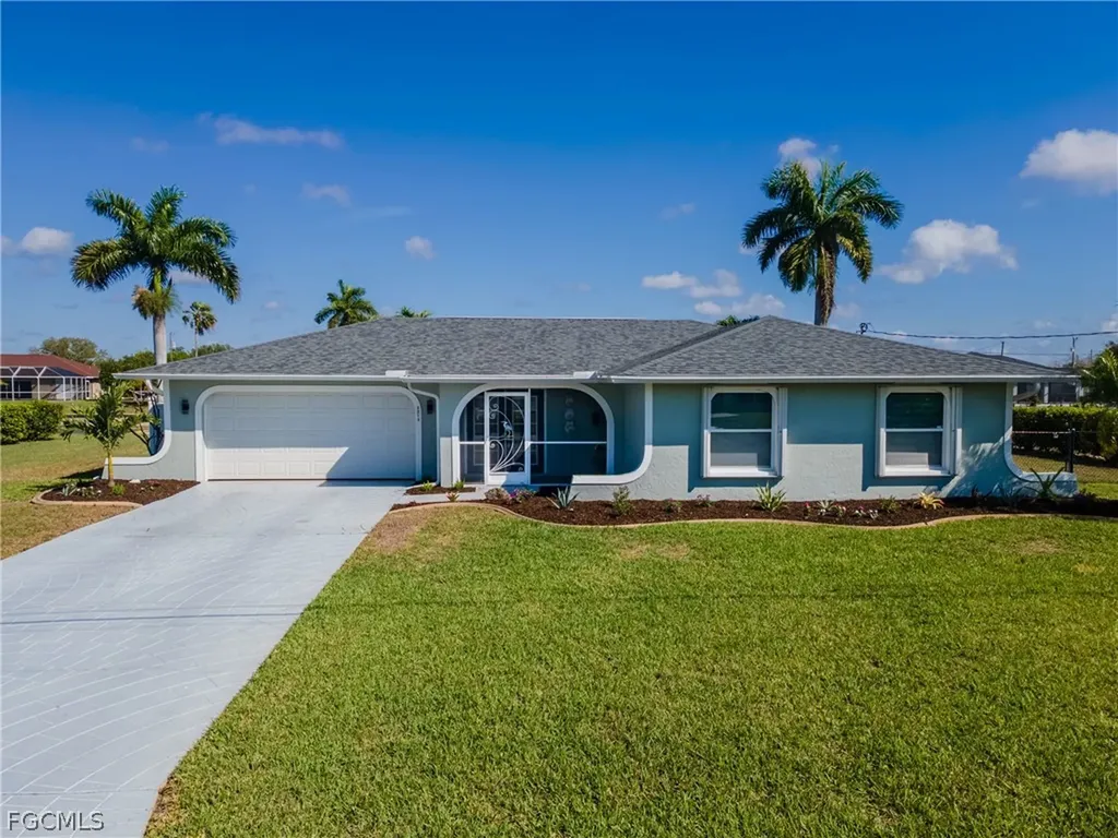 2213 NE 4th Street Cape Coral FL 33909