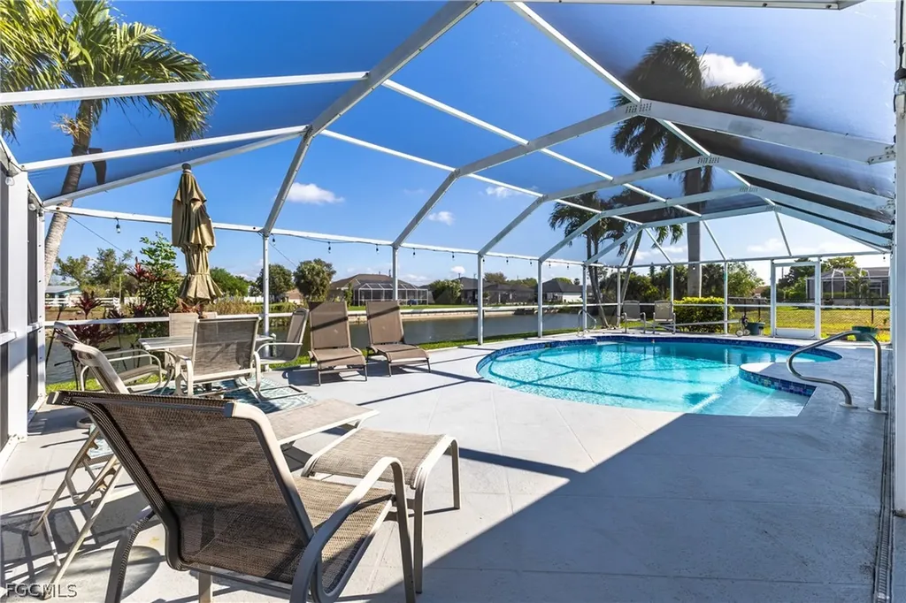 2213 NE 4th Street Cape Coral FL 33909