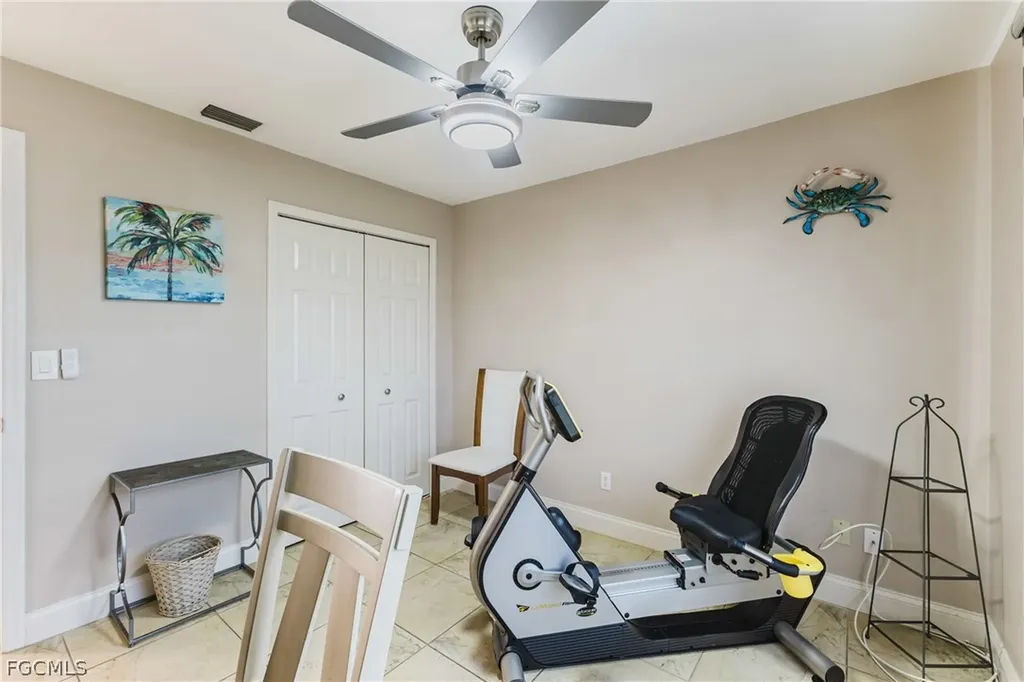 2213 NE 4th Street Cape Coral FL 33909