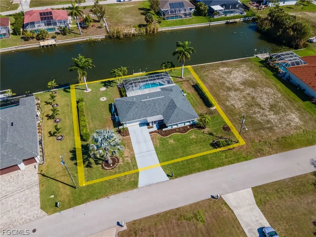 2213 NE 4th Street Cape Coral FL 33909