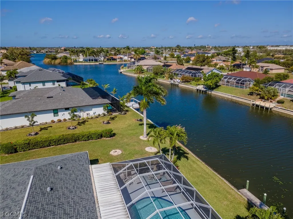 2213 NE 4th Street Cape Coral FL 33909