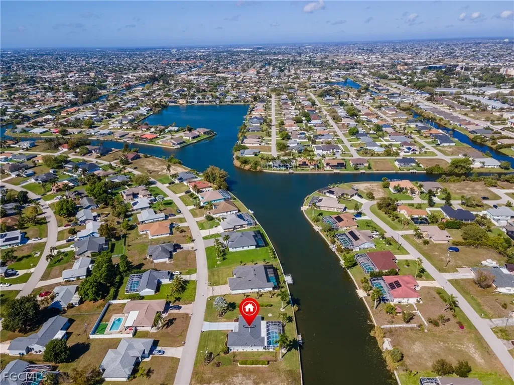 2213 NE 4th Street Cape Coral FL 33909