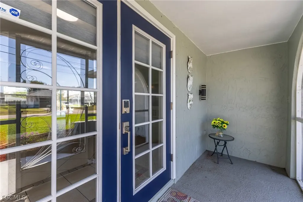 2213 NE 4th Street Cape Coral FL 33909
