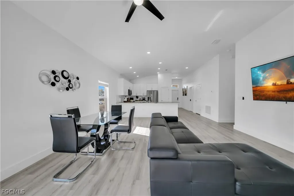 Cape Coral FL 33993