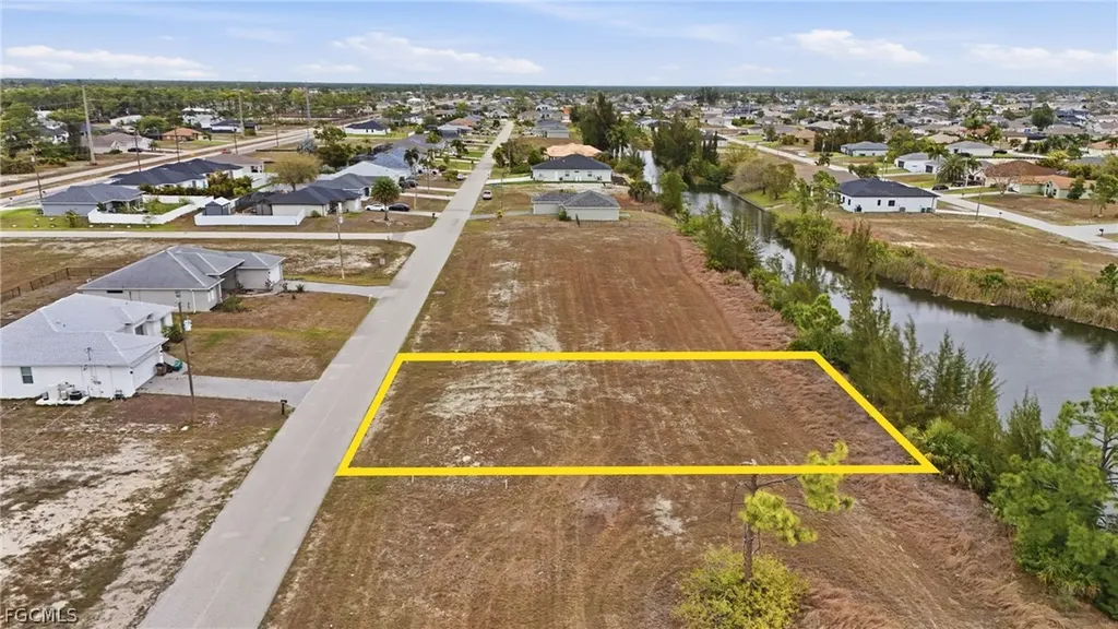 2009 NW 24th Avenue Cape Coral FL 33993