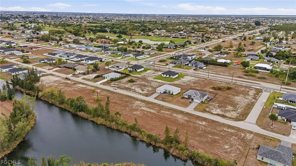 2009 NW 24th Avenue Cape Coral FL 33993