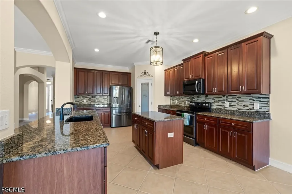 12387 Country Day Circle Fort Myers FL 33913