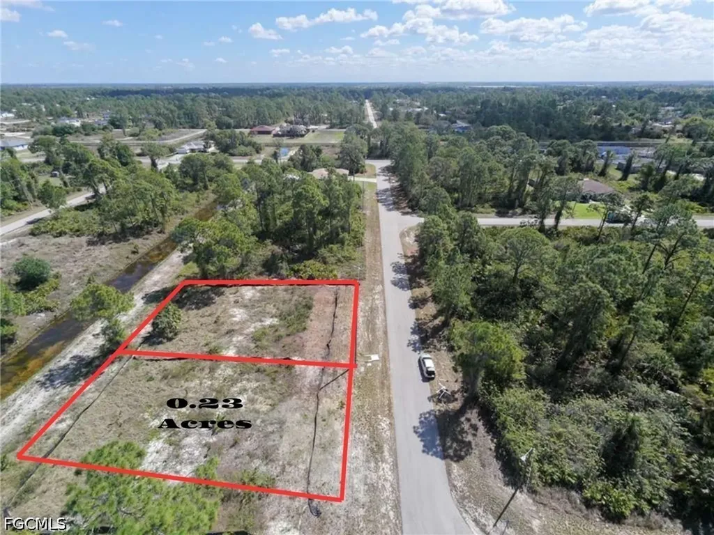 1019 Kaye Street E Lehigh Acres FL 33974