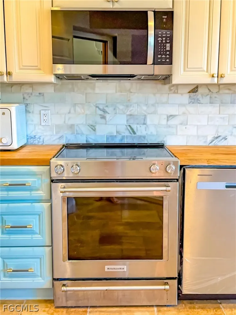 4500 Escondidio Lane Upper Captiva FL 33924