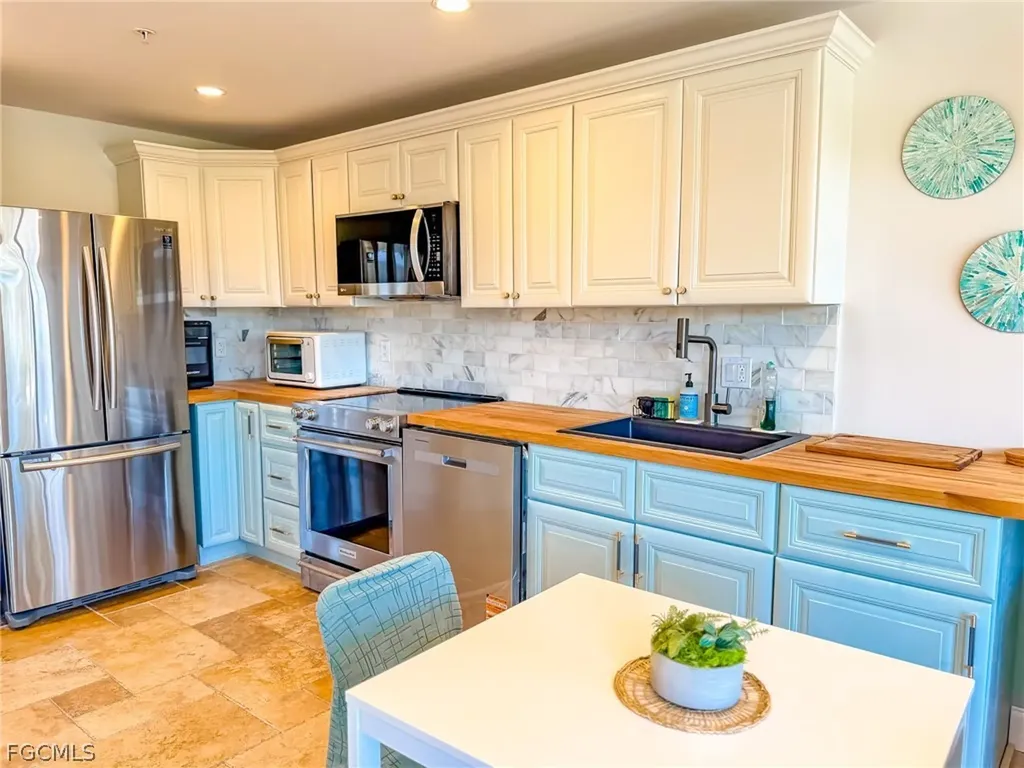 4500 Escondidio Lane Upper Captiva FL 33924