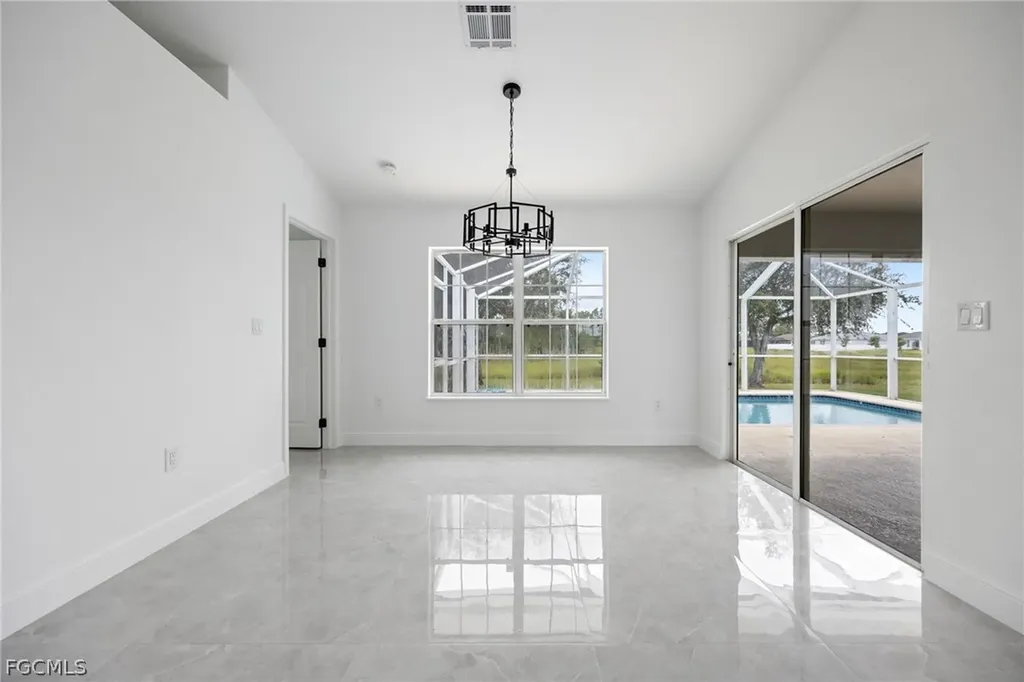 1718 NE 40th Lane Cape Coral FL 33909