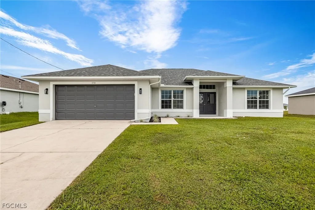 1718 NE 40th Lane Cape Coral FL 33909