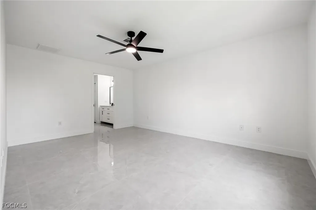 1718 NE 40th Lane Cape Coral FL 33909