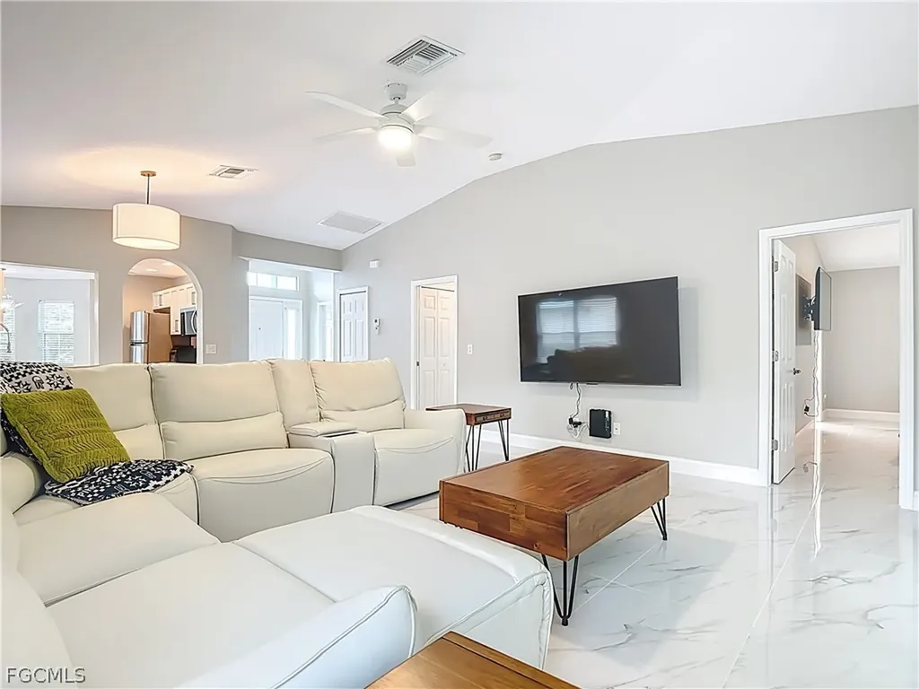 1891 Corona Del Sire Drive North Fort Myers FL 33917