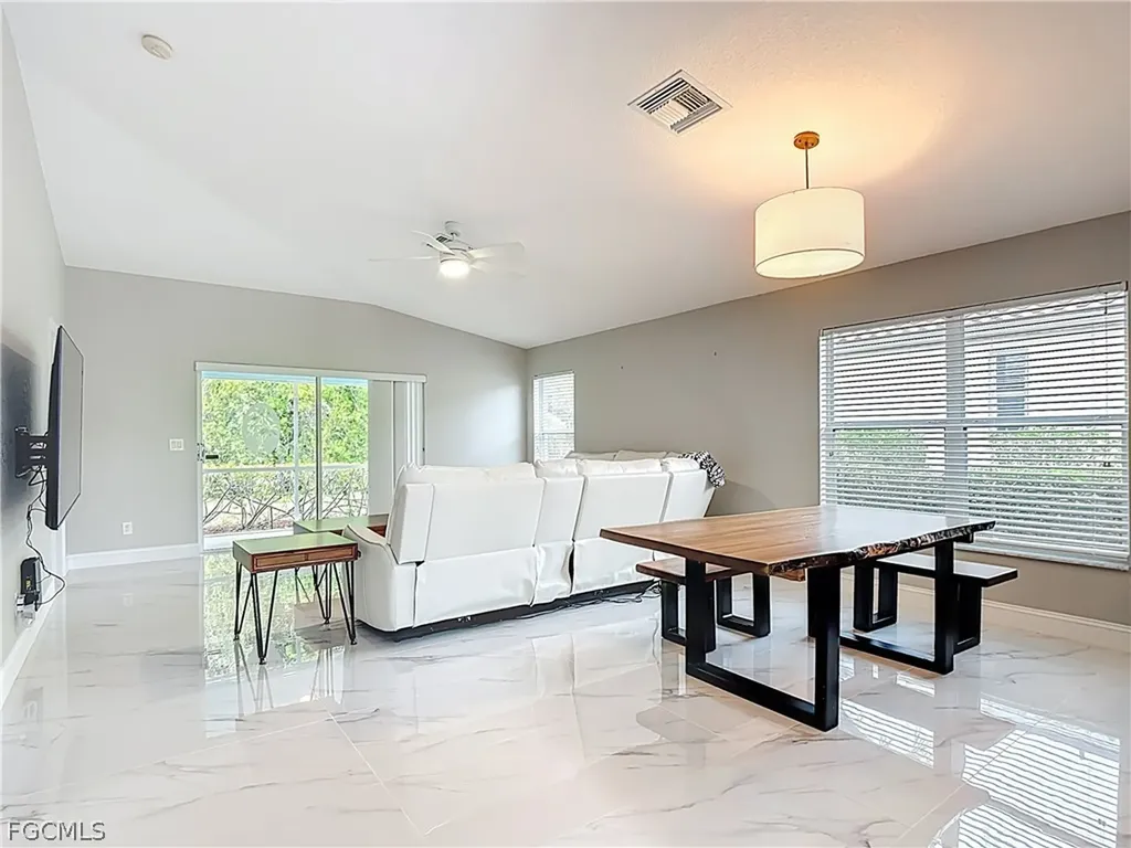 1891 Corona Del Sire Drive North Fort Myers FL 33917