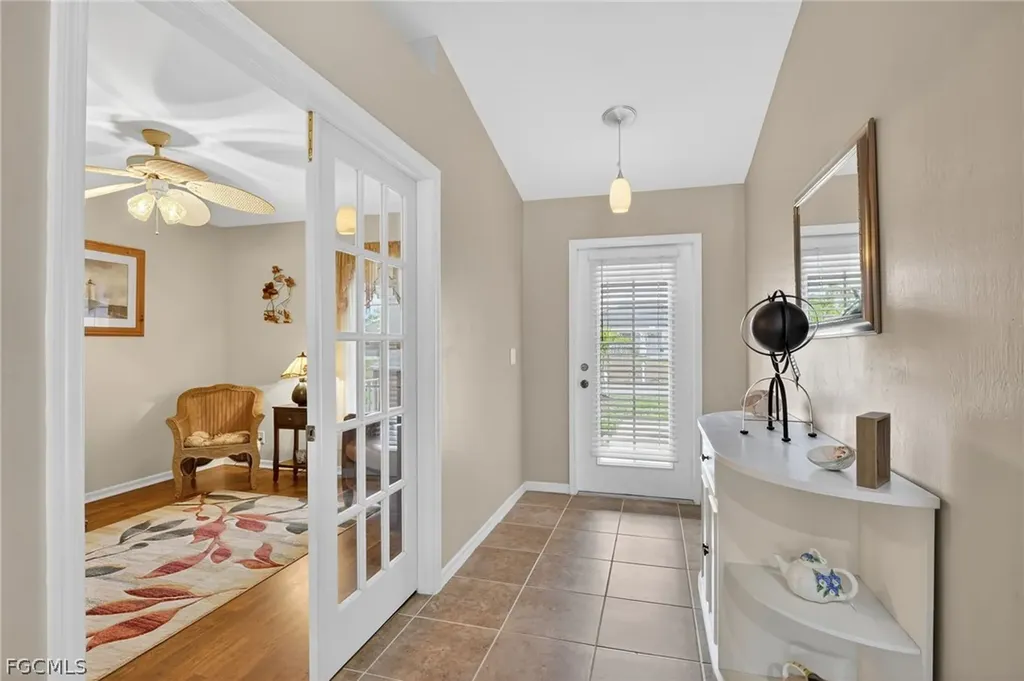 2707 NE 5th Avenue Cape Coral FL 33909