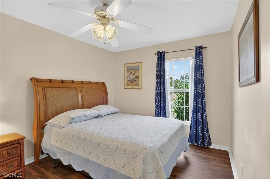 2707 NE 5th Avenue Cape Coral FL 33909