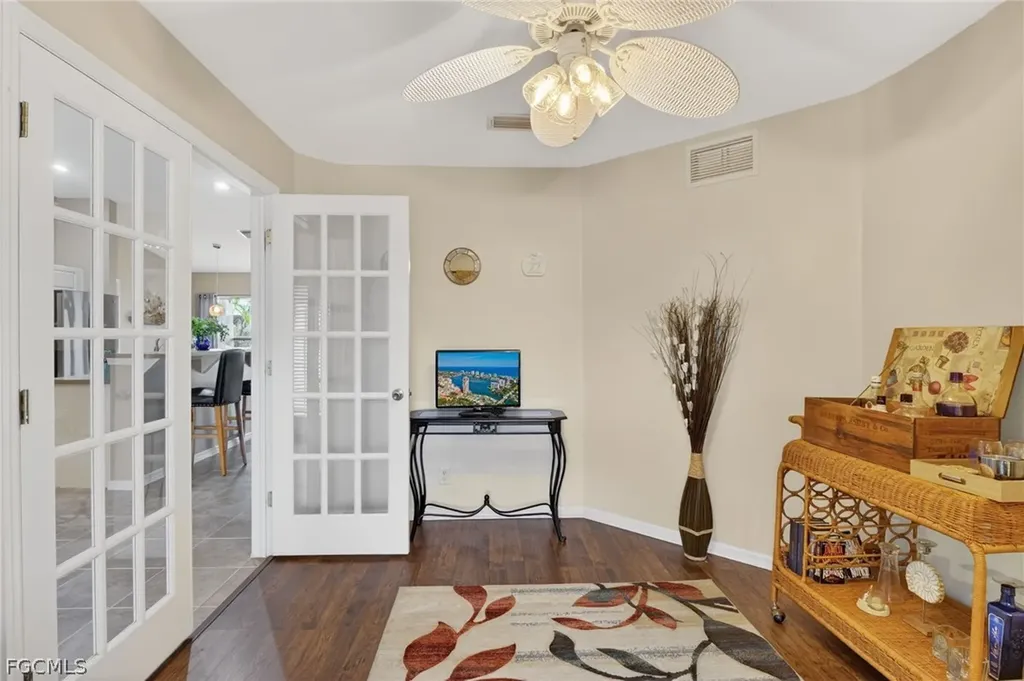 2707 NE 5th Avenue Cape Coral FL 33909