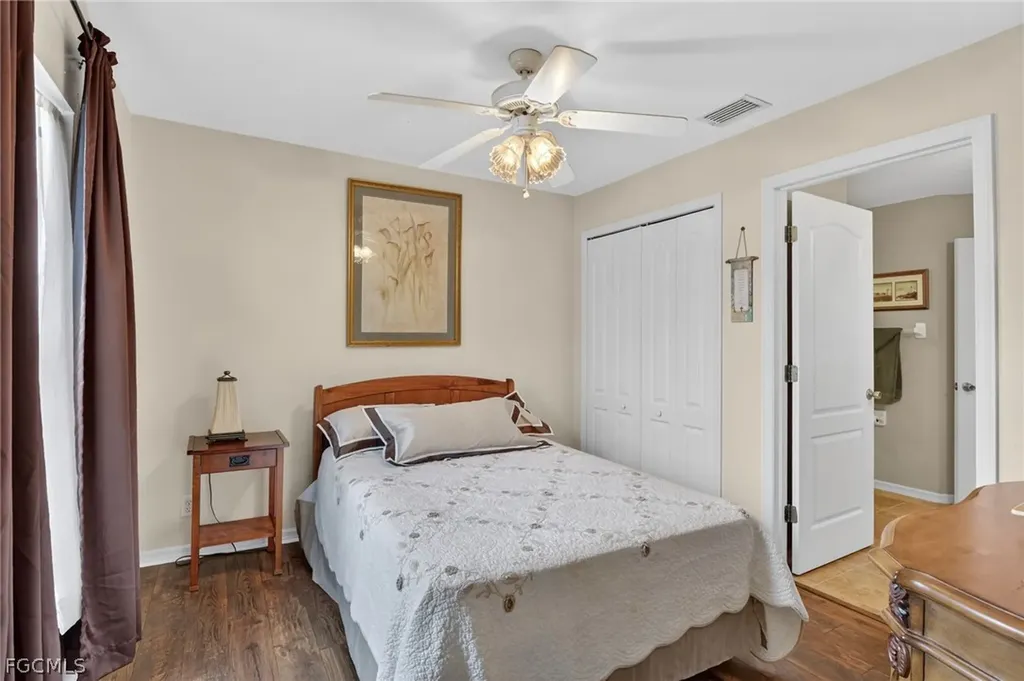 2707 NE 5th Avenue Cape Coral FL 33909