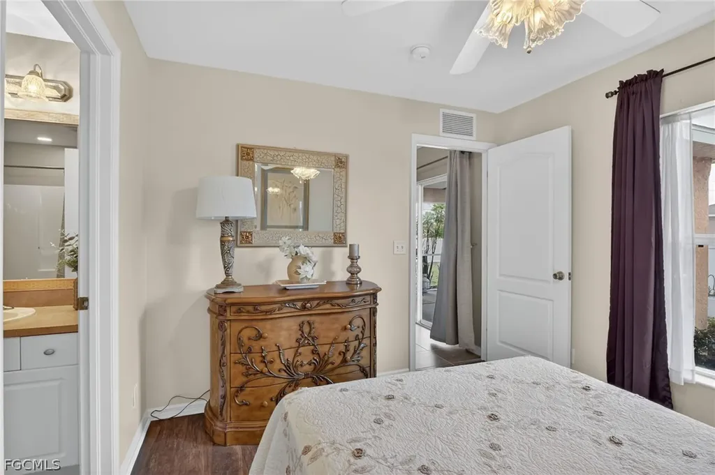 2707 NE 5th Avenue Cape Coral FL 33909