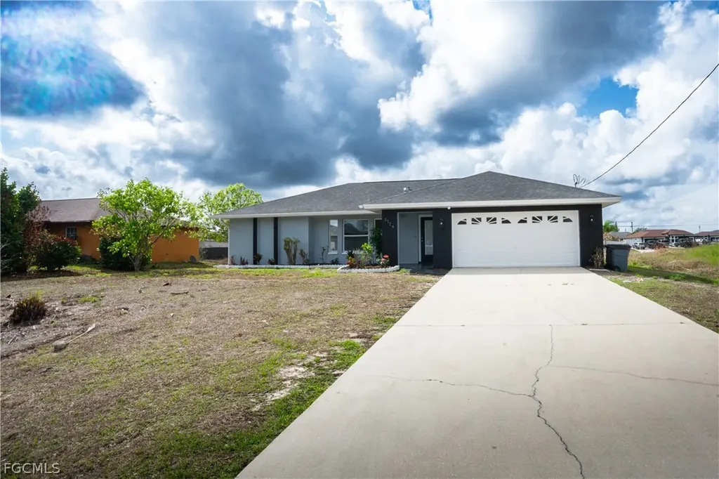 3729 13th Street W Lehigh Acres FL 33971