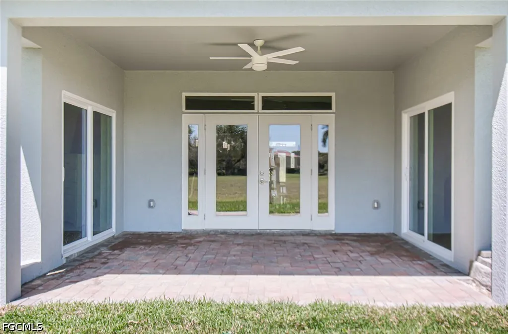 2016 Oxford Ridge Circle Lehigh Acres FL 33973