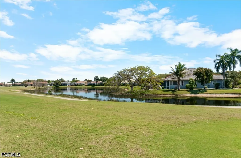 2016 Oxford Ridge Circle Lehigh Acres FL 33973