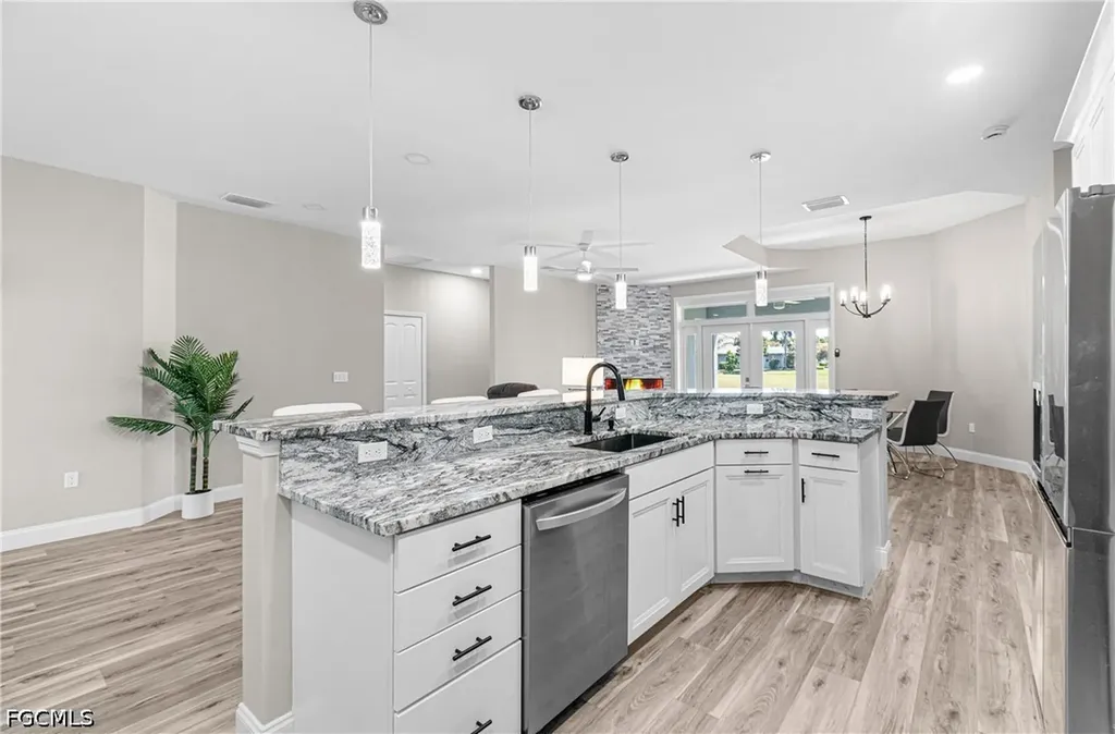 2016 Oxford Ridge Circle Lehigh Acres FL 33973