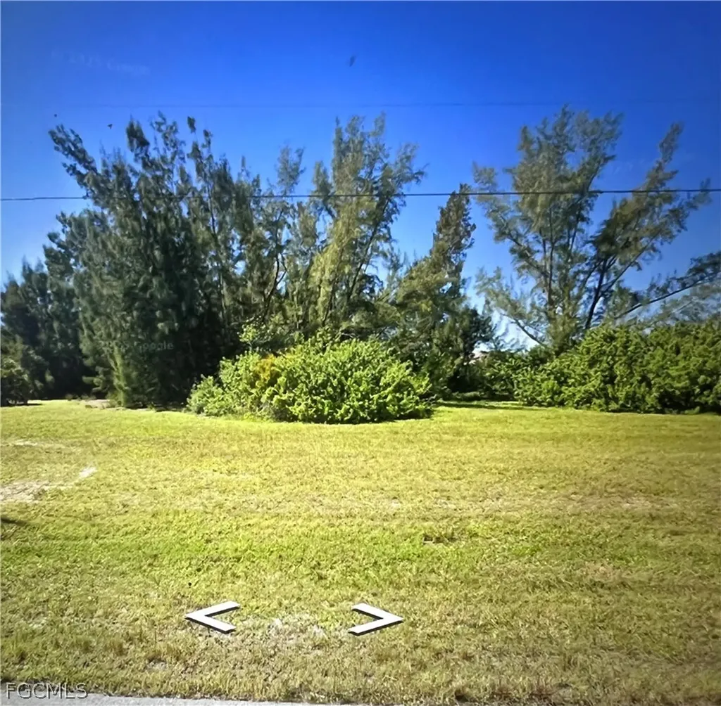 2820 NW 45th Avenue Cape Coral FL 33993
