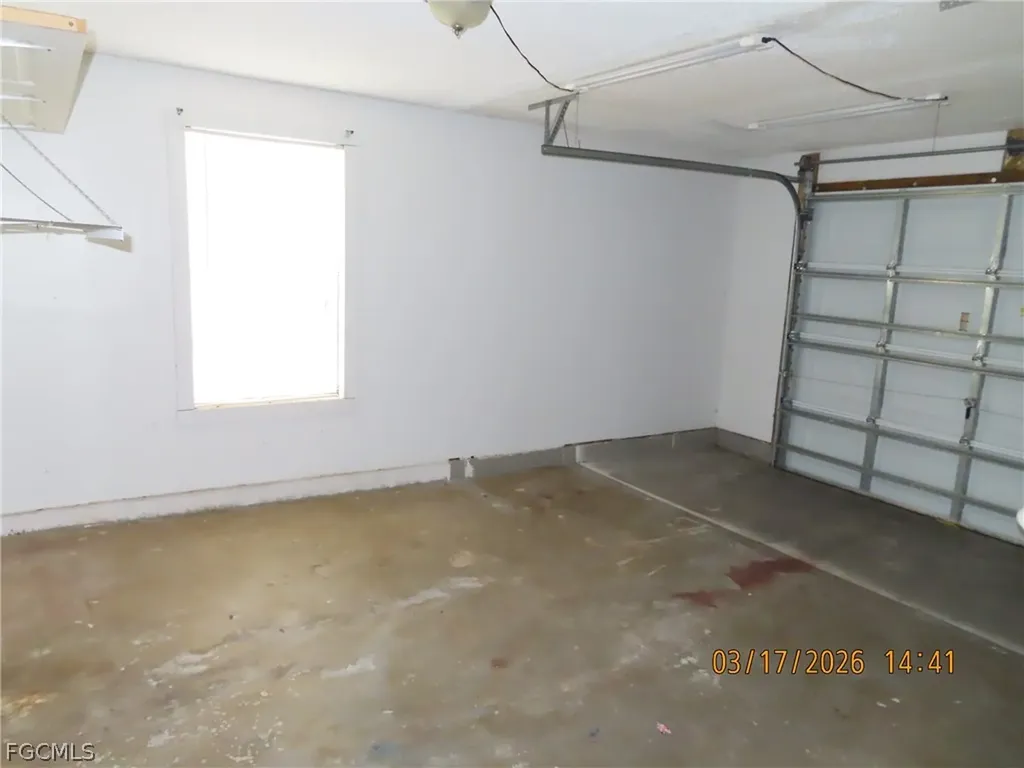 2713 NE 1st Place Cape Coral FL 33909
