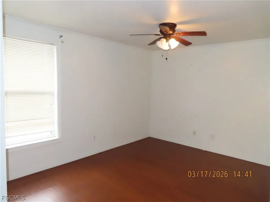 2713 NE 1st Place Cape Coral FL 33909