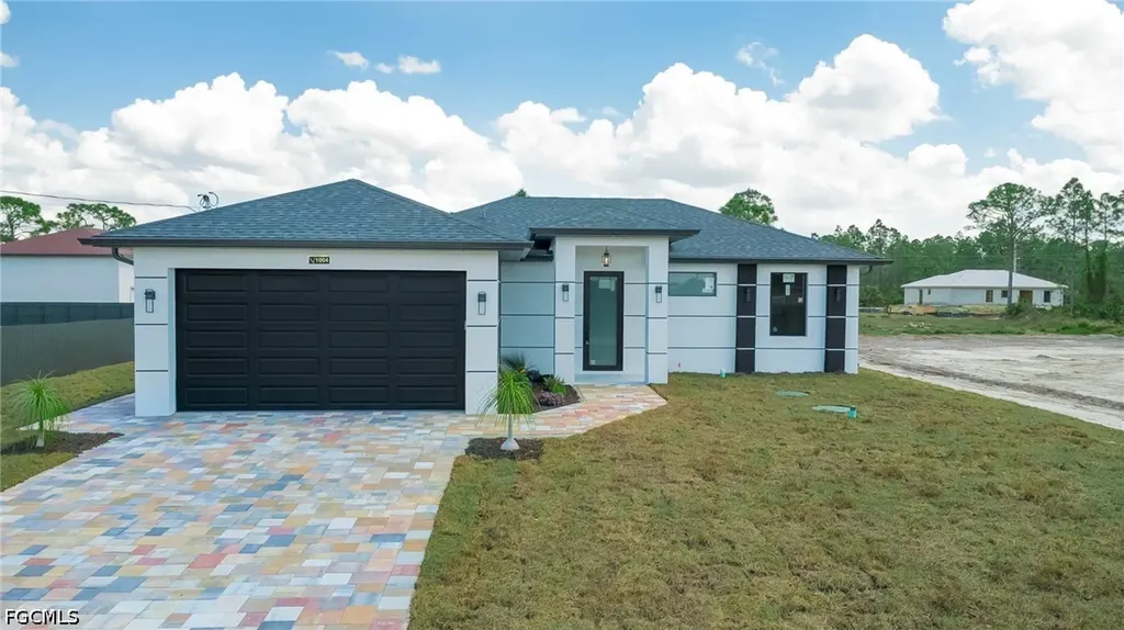 1004 Pine Avenue Lehigh Acres FL 33972