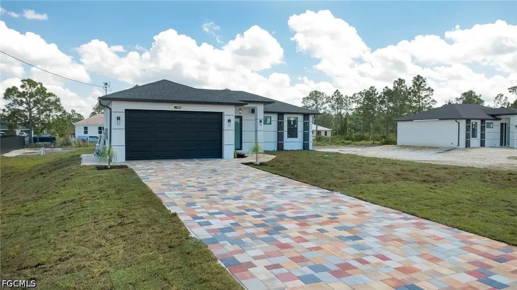 1004 Pine Avenue Lehigh Acres FL 33972