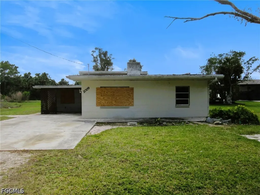 2009 Myrtle Avenue Punta Gorda FL 33950