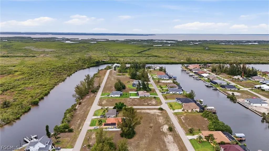 4222 NW 20th Terrace Cape Coral FL 33993