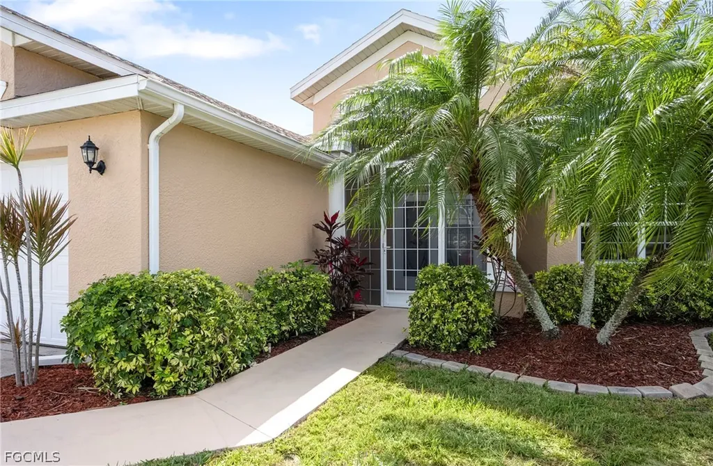 1704 NW 31st Avenue Cape Coral FL 33993