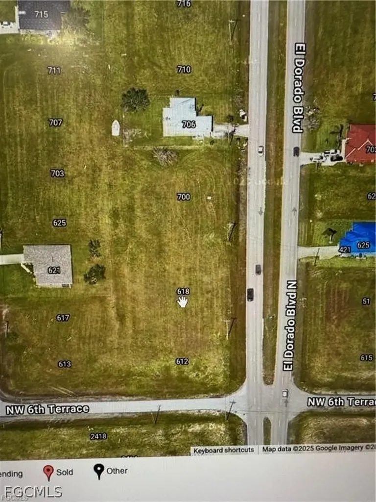 618 El Dorado Boulevard N Cape Coral FL 33993