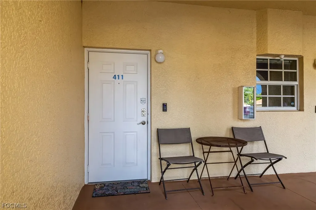 950 Hancock Creek South Boulevard Cape Coral FL 33909