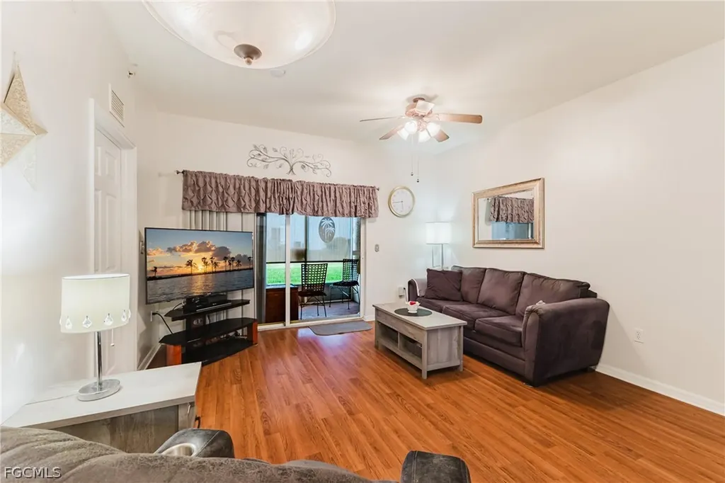 950 Hancock Creek South Boulevard Cape Coral FL 33909