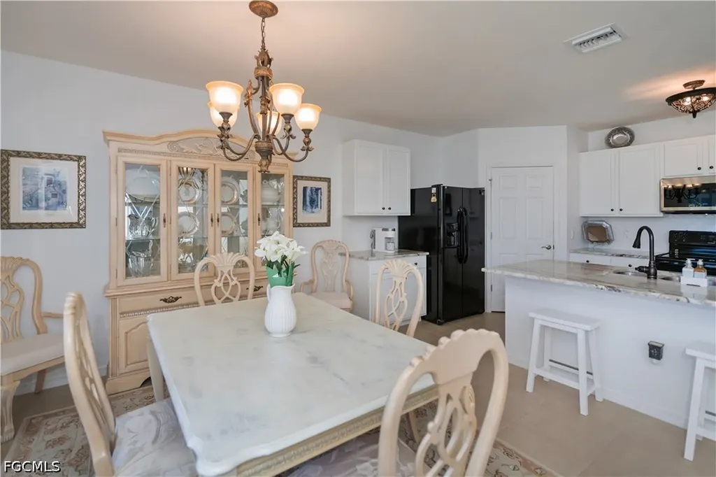 2548 Ocasa Court Cape Coral FL 33909